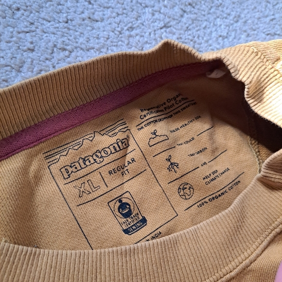 XL Patagonia Mustard Pullover Sweater - Picture 5 of 5